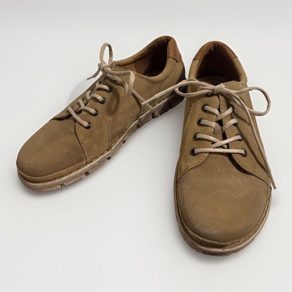 Born Sneakers Mens 11.5M EU Size 44 Tan Low Top Rubber Sole Lace Up
